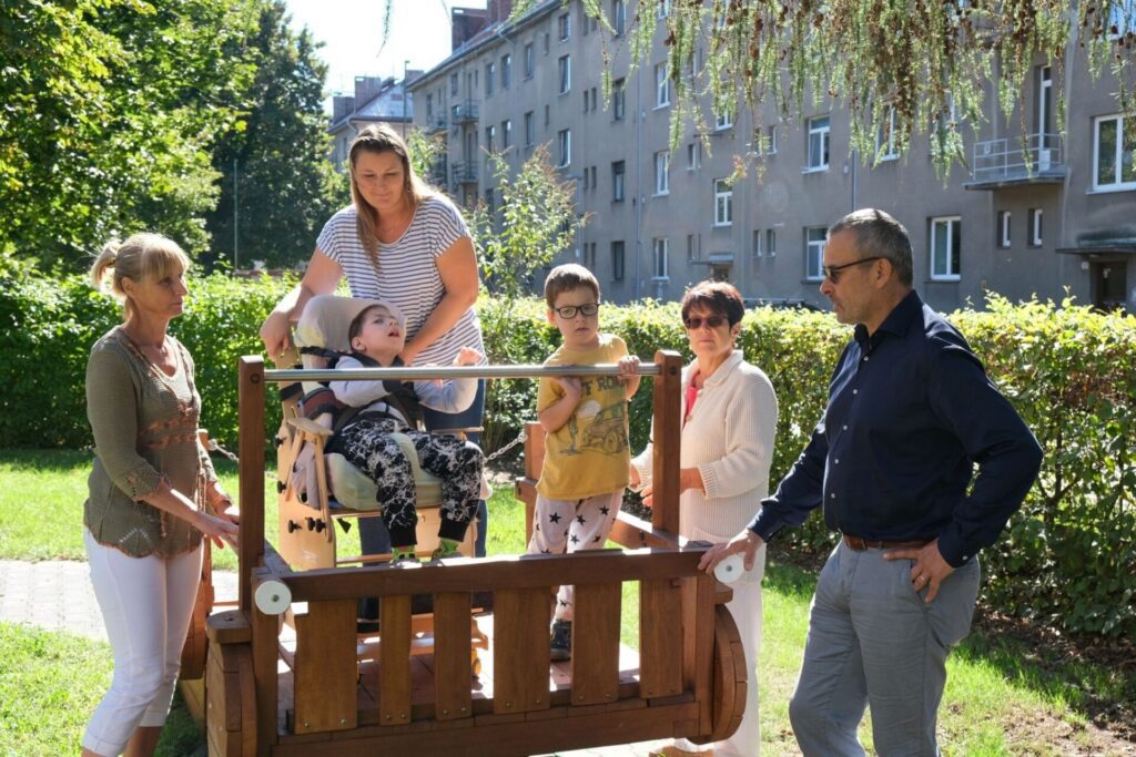 Houpadlo pro handicapované - MŠ Sluníčko, Turnov